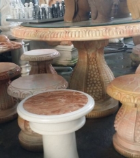 Sản xuất bàn bằng đá